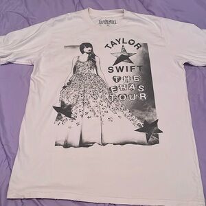 Taylor Swift The Eras Tour Shirt size Medium